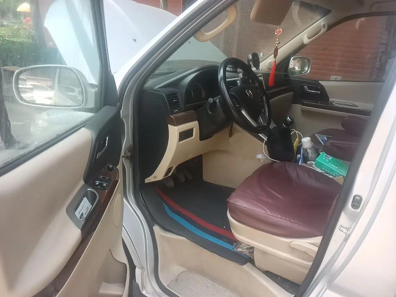 Jinbei Grace 2014 2.4L Standard Version Long Wheelbase 9-Seater 4RB2 — миниатюра 17