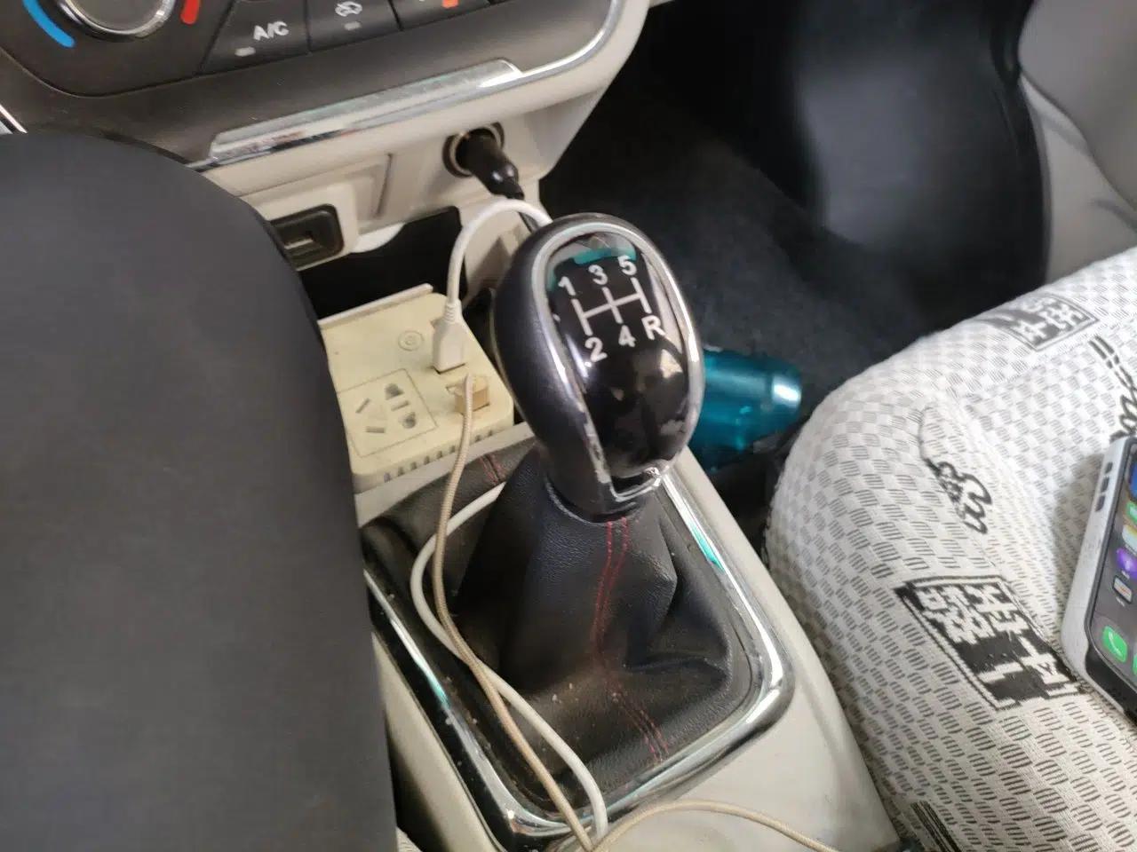 Jinbei Hiace X30 2021 1.5L Comfort Plus Central Air-Conditioned Van China VI Standard SWC15M — миниатюра 15