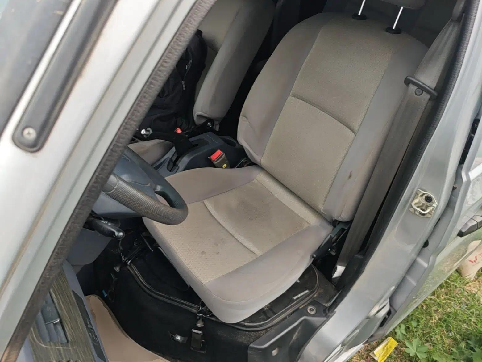 Jinbei Hiace X30 2023 1.5L Super-Comfortable Passenger Van 5/6/7-Seater Non-Air-Conditioned Version Model SWC15M — миниатюра 18