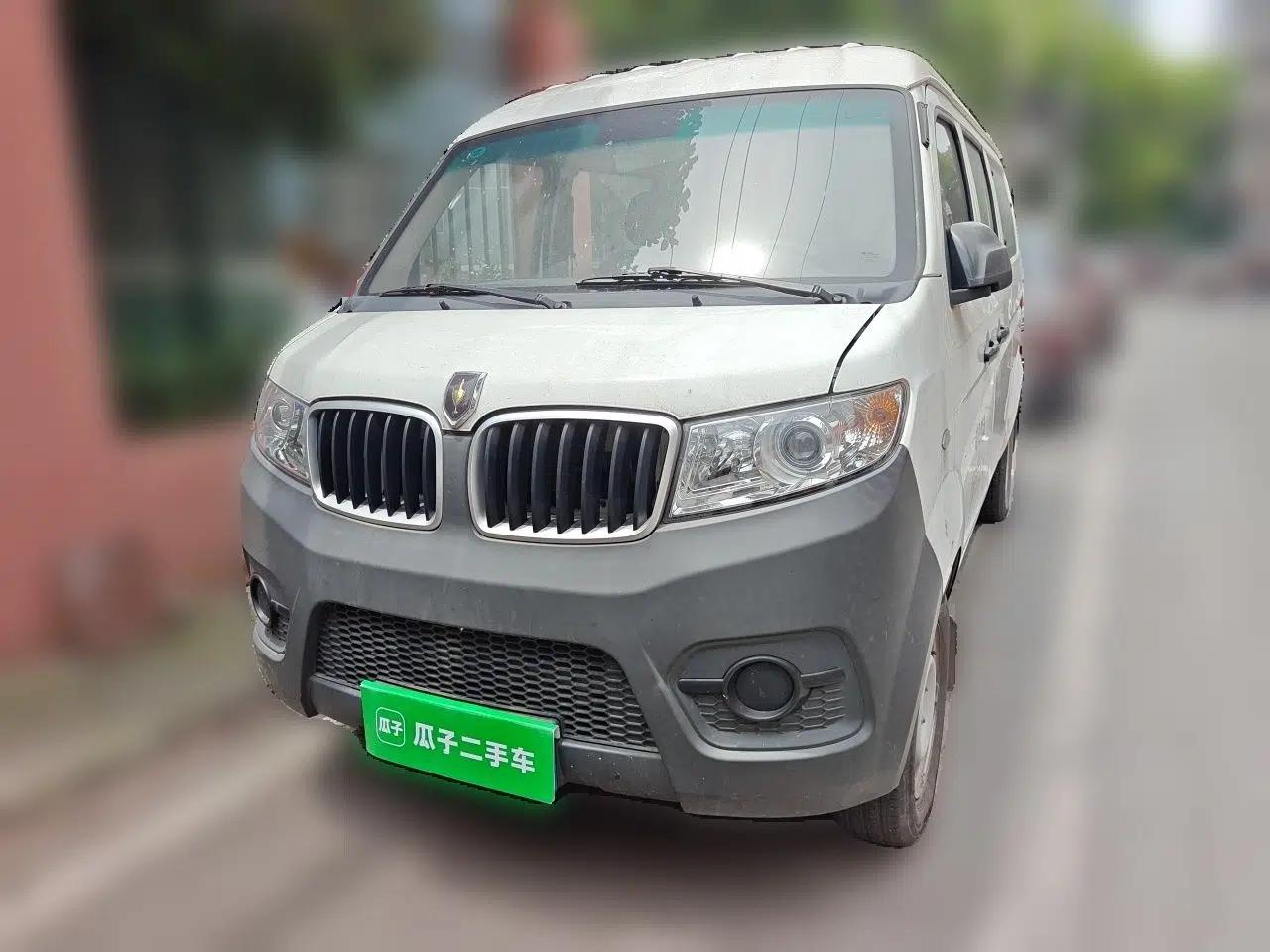 Jinbei Hiace X30 2021 1.5L Standard Model Central Air Conditioning EPS Version Bus China VI Emission Standard SWC15M — миниатюра 1