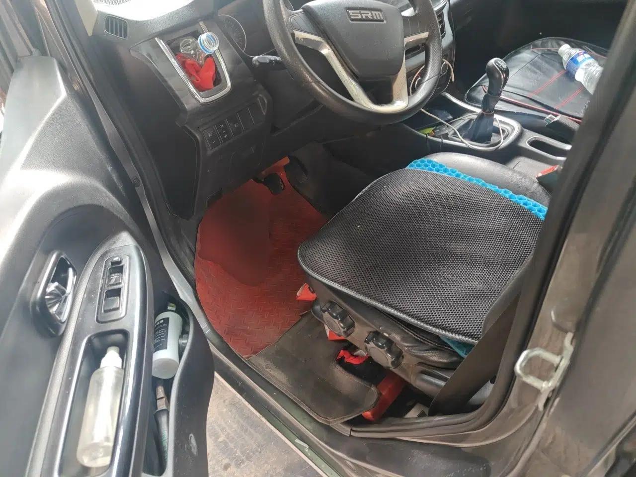Jinbei Gold Hiace 2021 1.5L Passenger Vehicle Travel Lion 5-Seater — миниатюра 17
