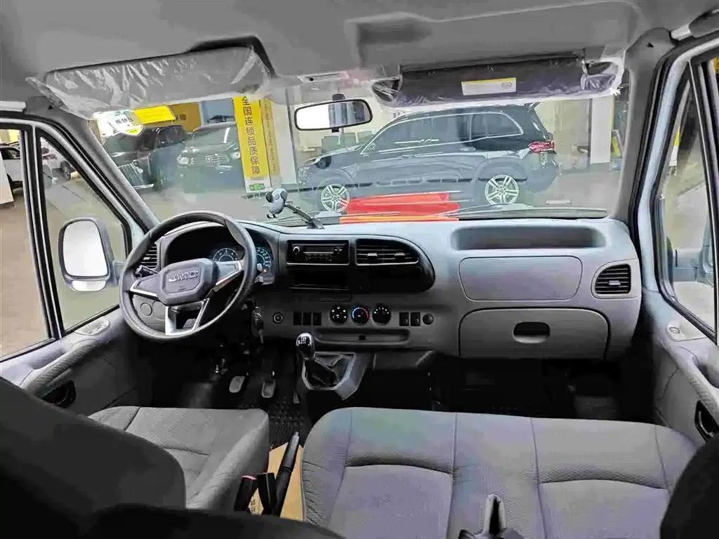 Teshun 2019 2.8T Commercial Vehicle Short Wheelbase Mid-Roof 6-Seater National VI JX493 — миниатюра 9