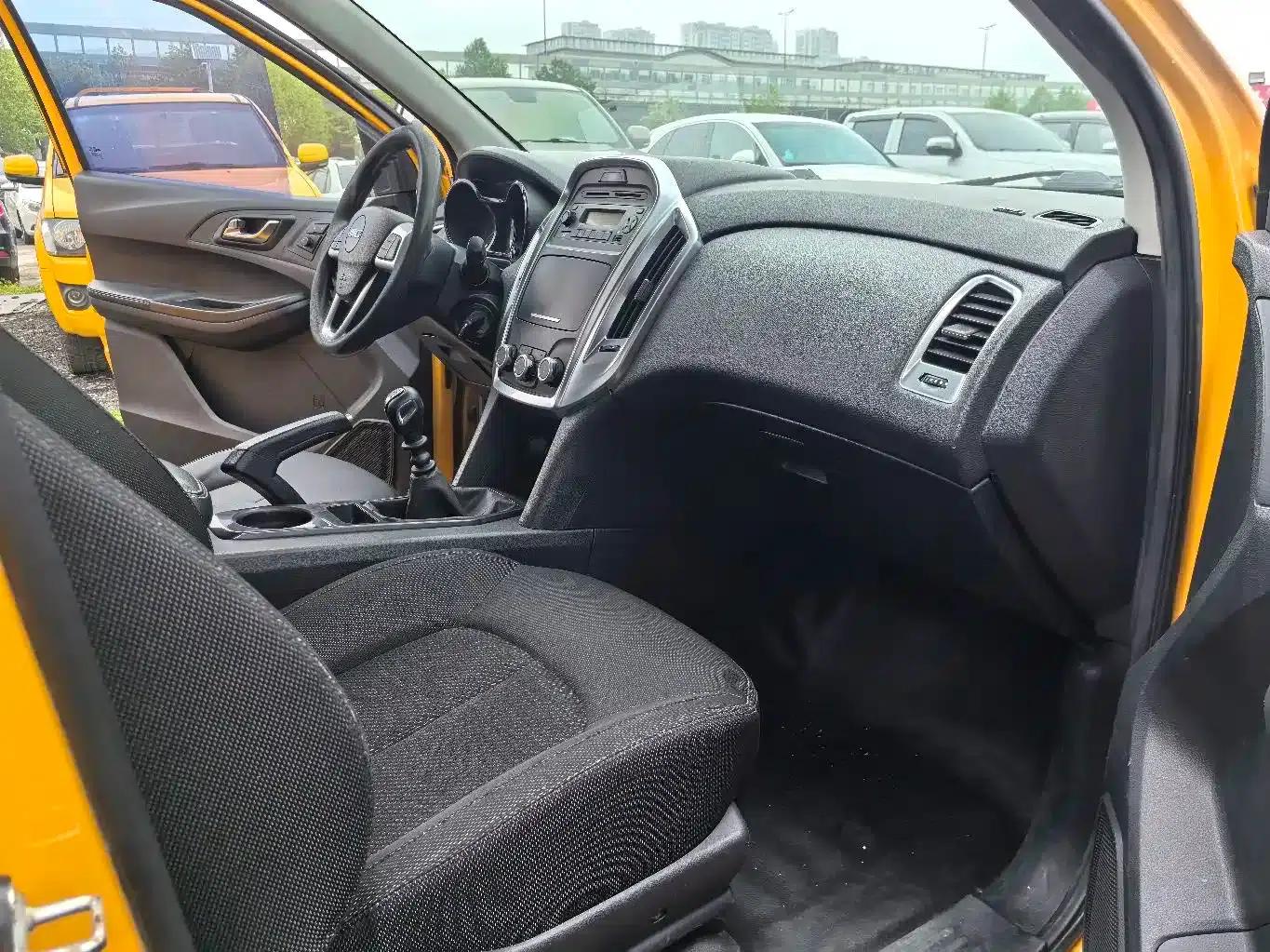 Yuhu 5 2019 2.0T Diesel Manual 2WD Classic (China VI Emission Standard, Long Wheelbase) — миниатюра 10