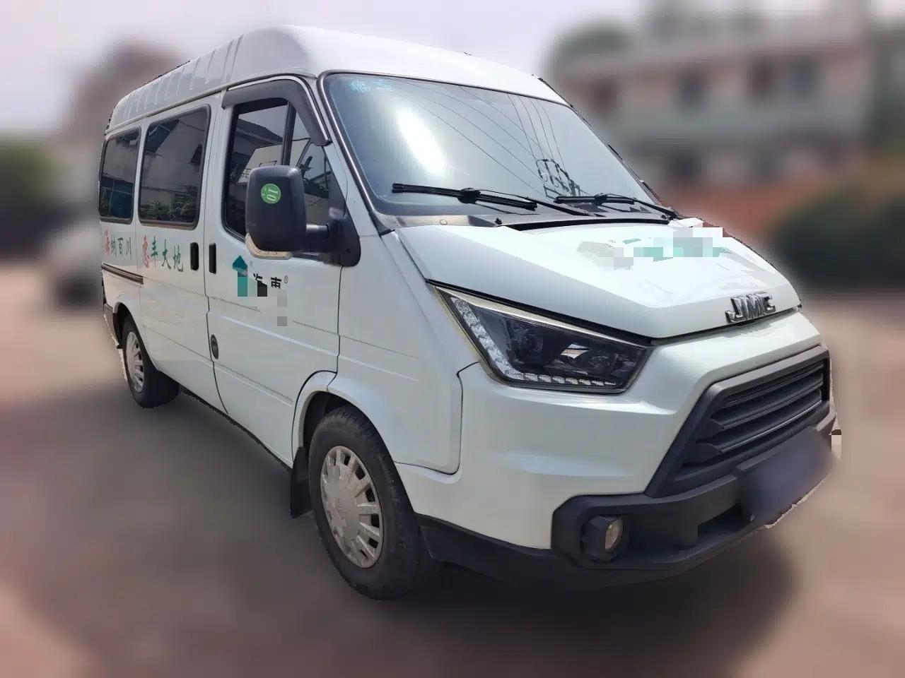 JMC Transit 2019 2.8T Commercial Version Short Wheelbase Low Roof 6-Seater China VI Emission Standard JX493 — миниатюра 3