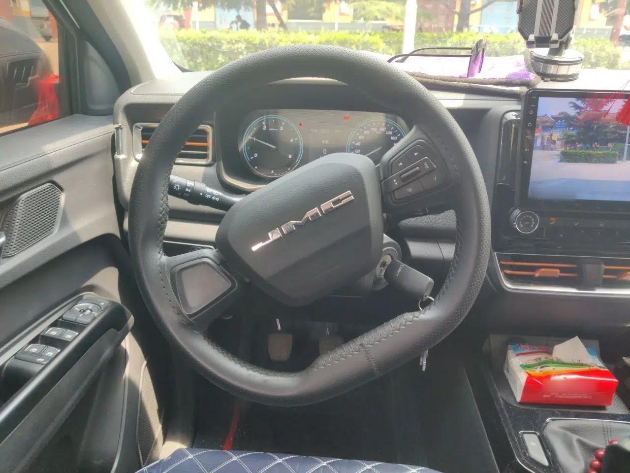 JMC Baodian 2025 2.5T Manual Diesel 4x4 Long Wheelbase Flat-Base Cargo Bed — миниатюра 11