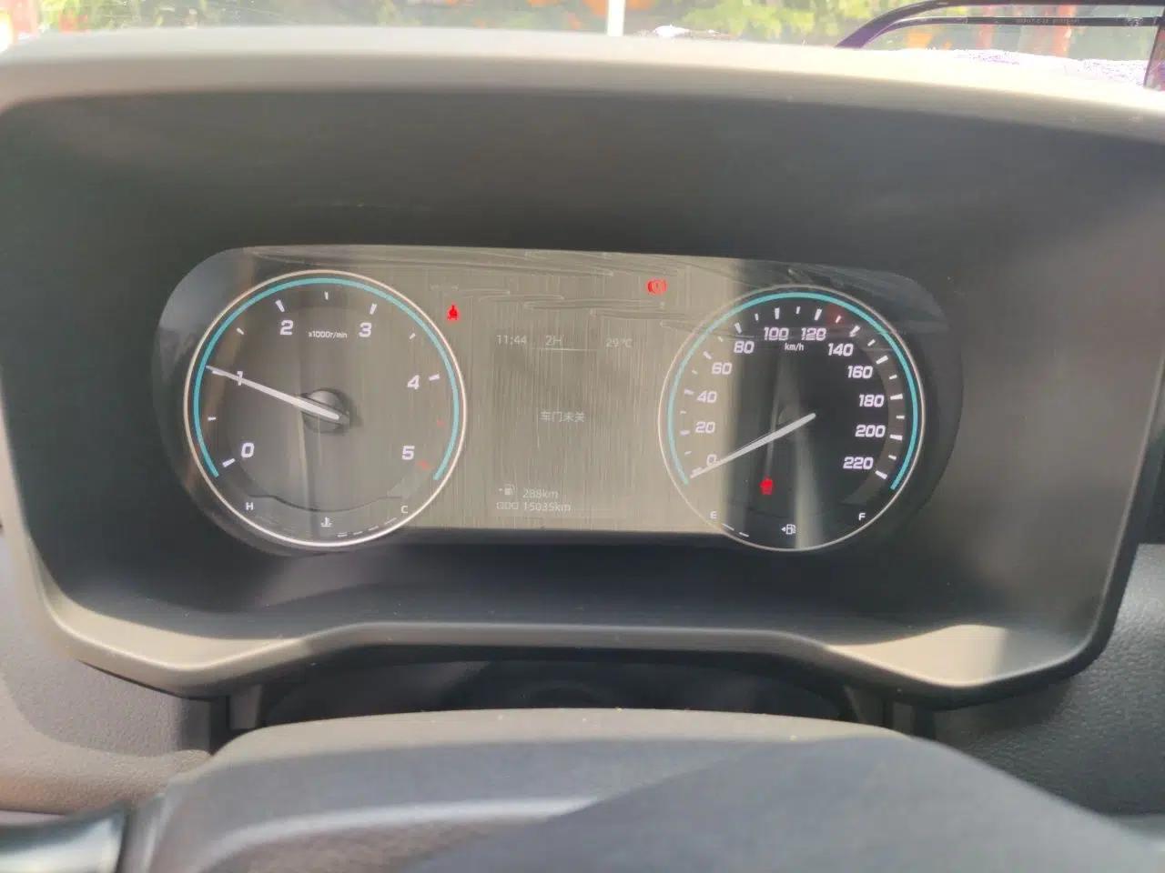 JMC Baodian 2025 2.5T Manual Diesel 4x4 Long Wheelbase Flat-Base Cargo Bed — миниатюра 12