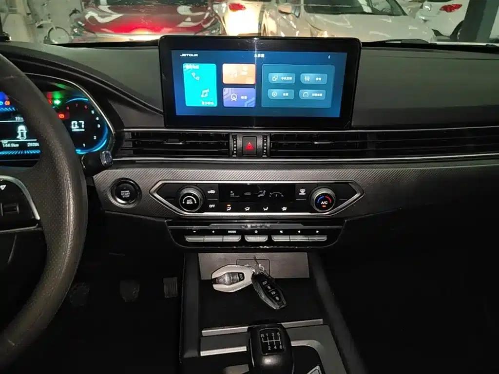 Jetour X70S 2022 1.5T Manual Youth Edition 5-seater — миниатюра 13