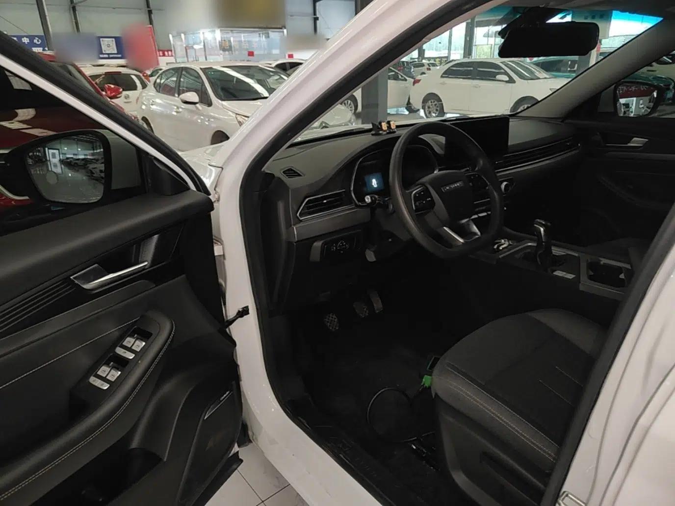 JETOUR X70S 2022 1.5T Manual Fanghua Edition 5 Seats — миниатюра 19