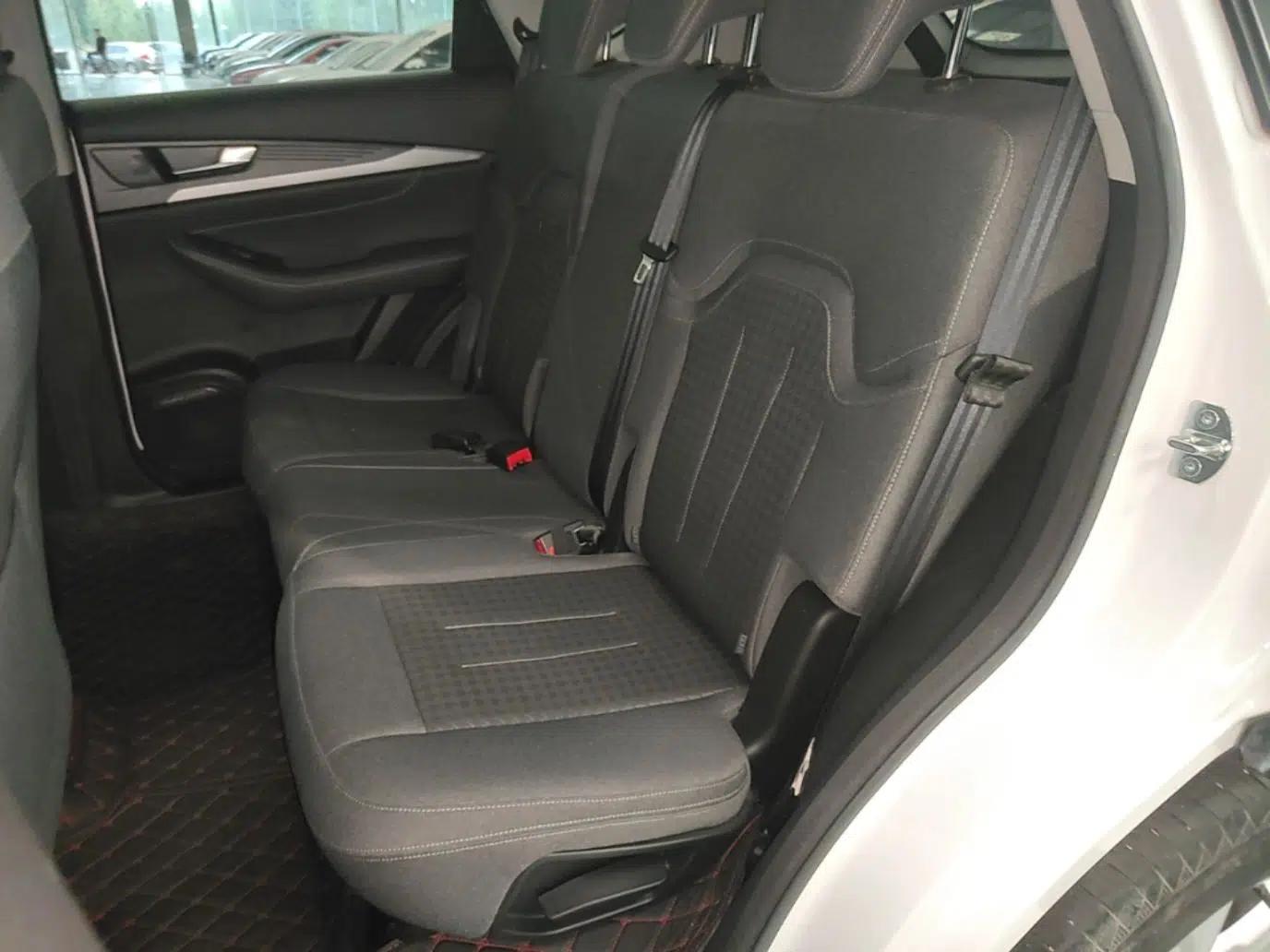 JETOUR X70S 2022 1.5T Manual Fanghua Edition 5 Seats — миниатюра 20