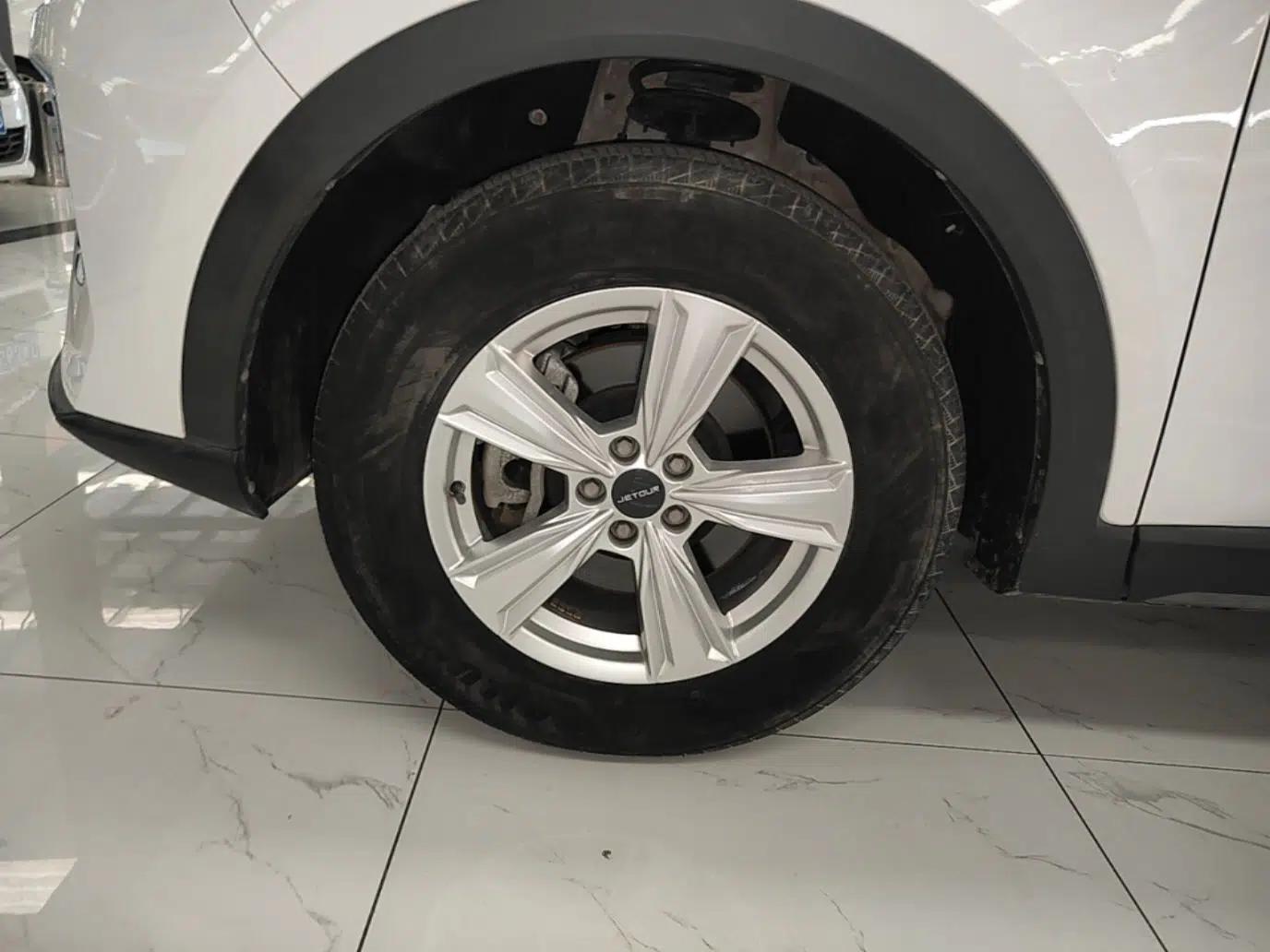 JETOUR X70S 2022 1.5T Manual Fanghua Edition 5 Seats — миниатюра 8