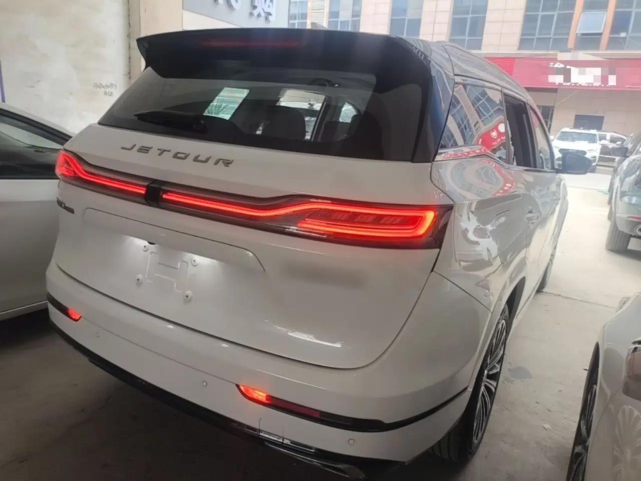 JETOUR X90 PRO 2026 Model 2.0T DCT Elite Edition 5-seater — миниатюра 6