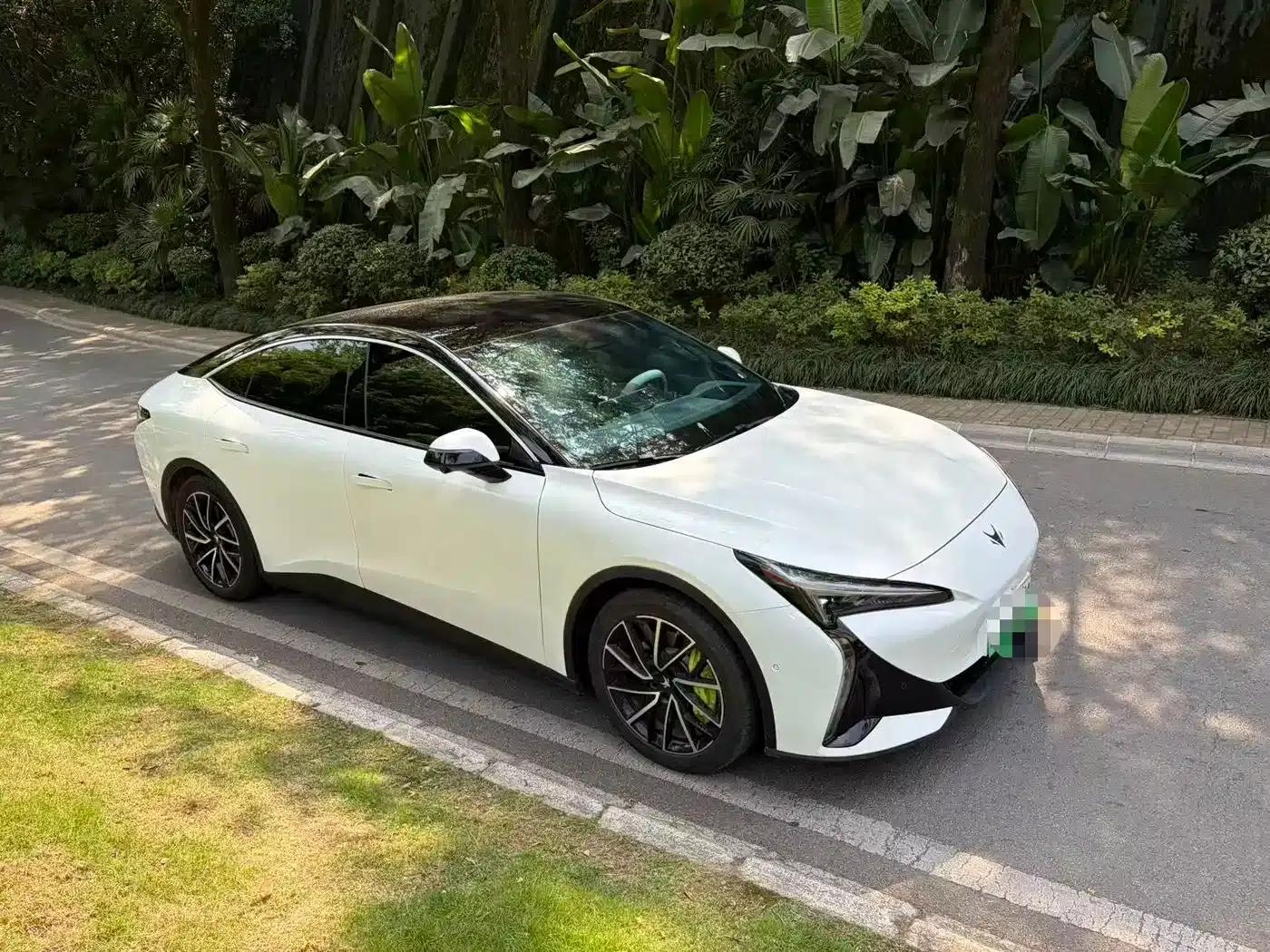 Jihu Alphard S5 2024 Model 560MAX 185kW — миниатюра 4