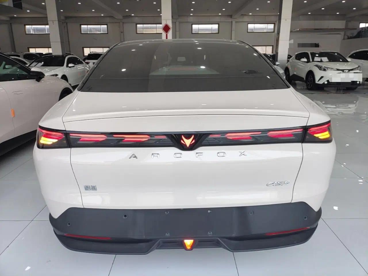 ARCFOX Alpha S5 2024 560MAX 185kW — миниатюра 5
