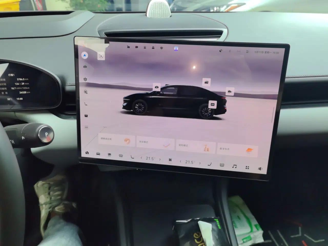 Zeekr 007 2025 Rear-Drive Intelligent Driving Version 75 kWh — миниатюра 14