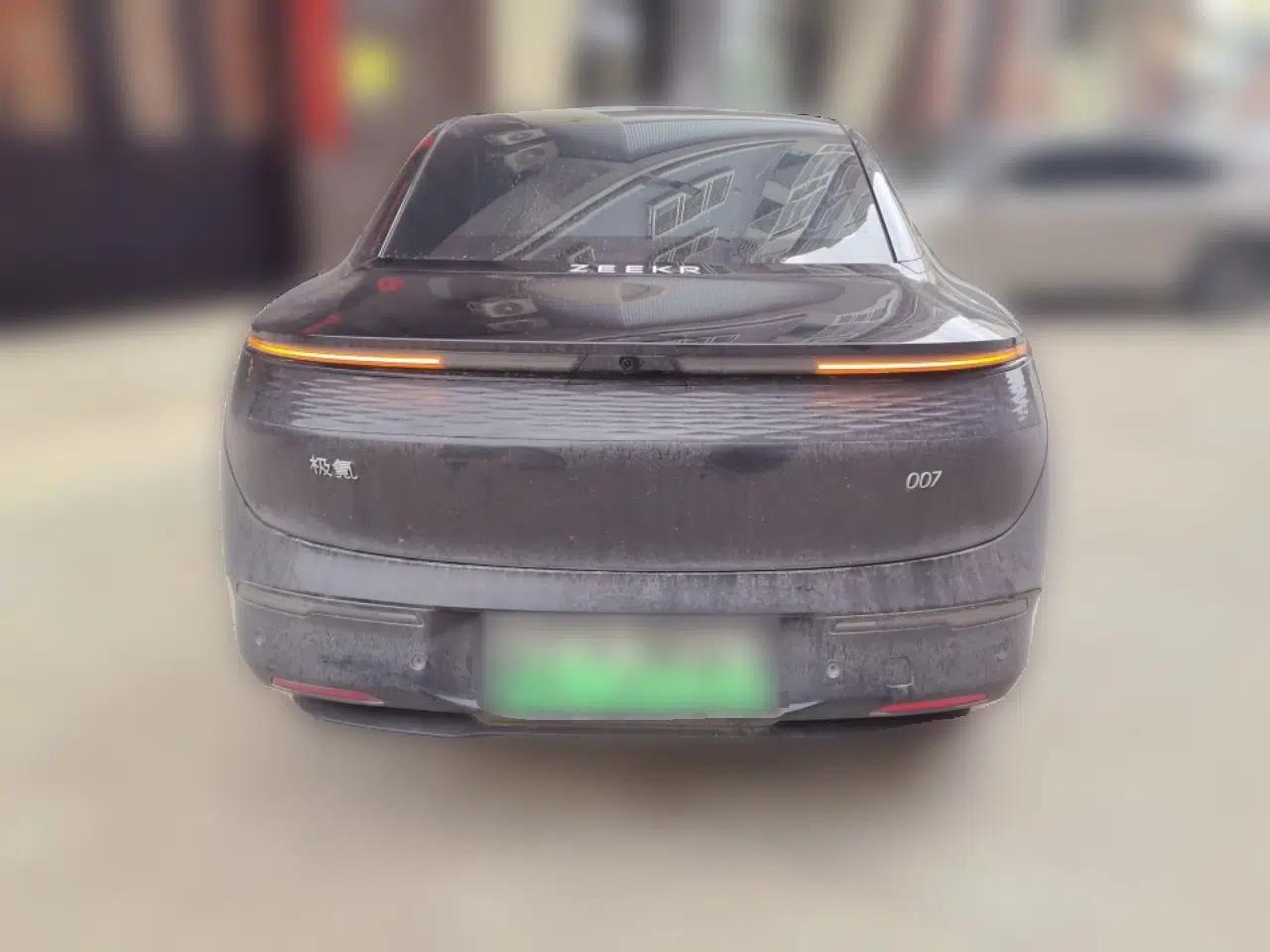 Zeekr 007 2025 Rear-Drive Intelligent Driving Version 75 kWh — миниатюра 5