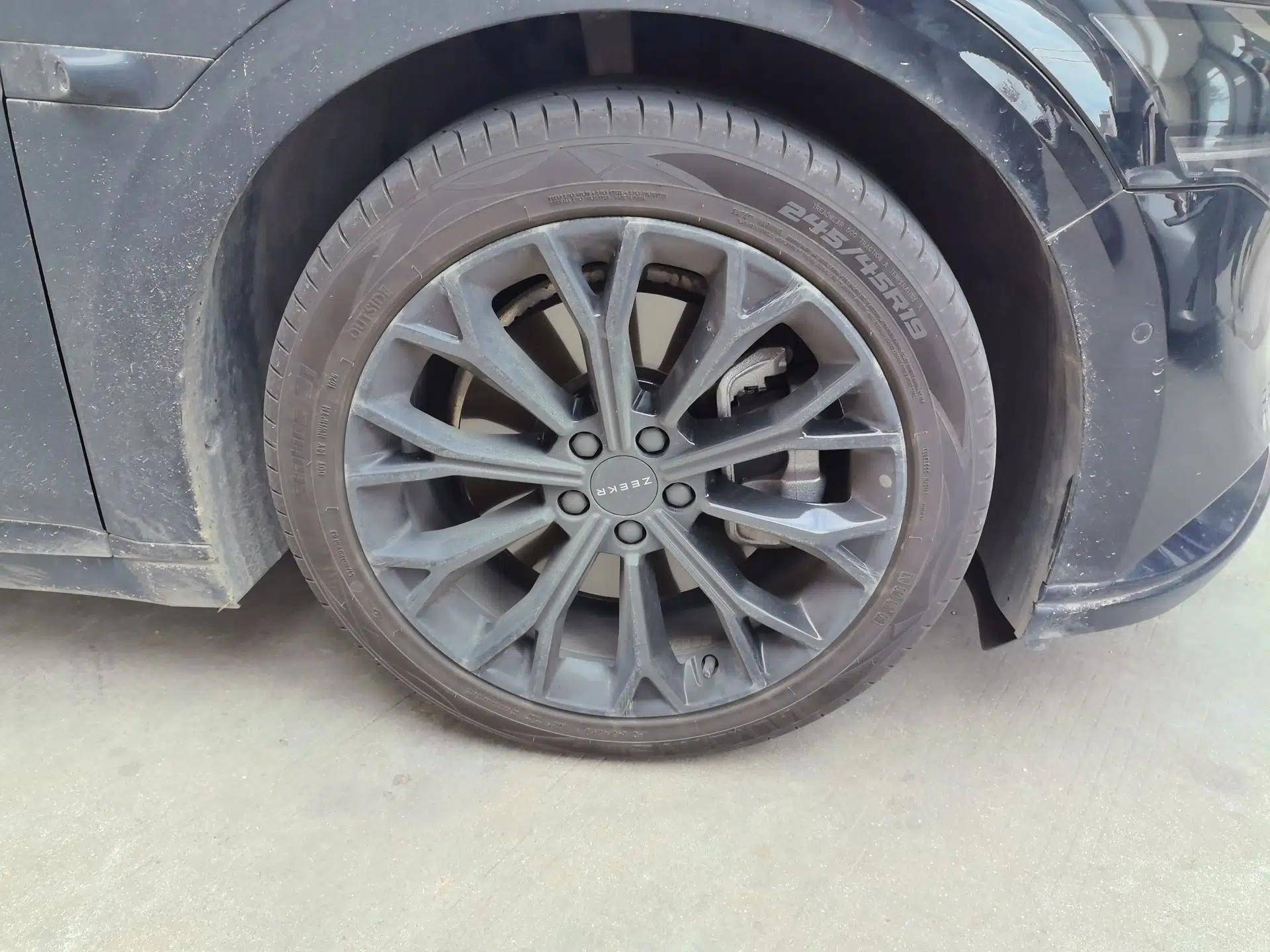 Zeekr 007 2025 Rear-Drive Intelligent Driving Version 75 kWh — миниатюра 8