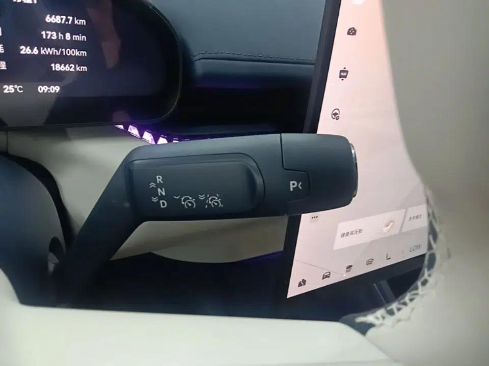 Zeekr 007 2025 Long-Range All-Wheel-Drive Intelligent Driving Version 100 kWh — миниатюра 16