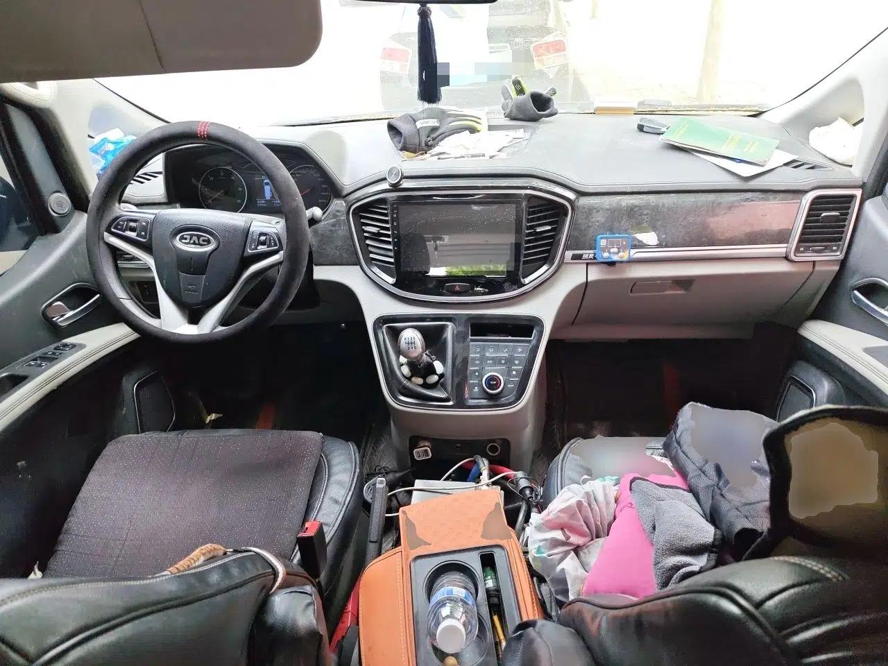 JAC Refine M4 2017 1.9T Diesel Manual Luxury Model — миниатюра 10