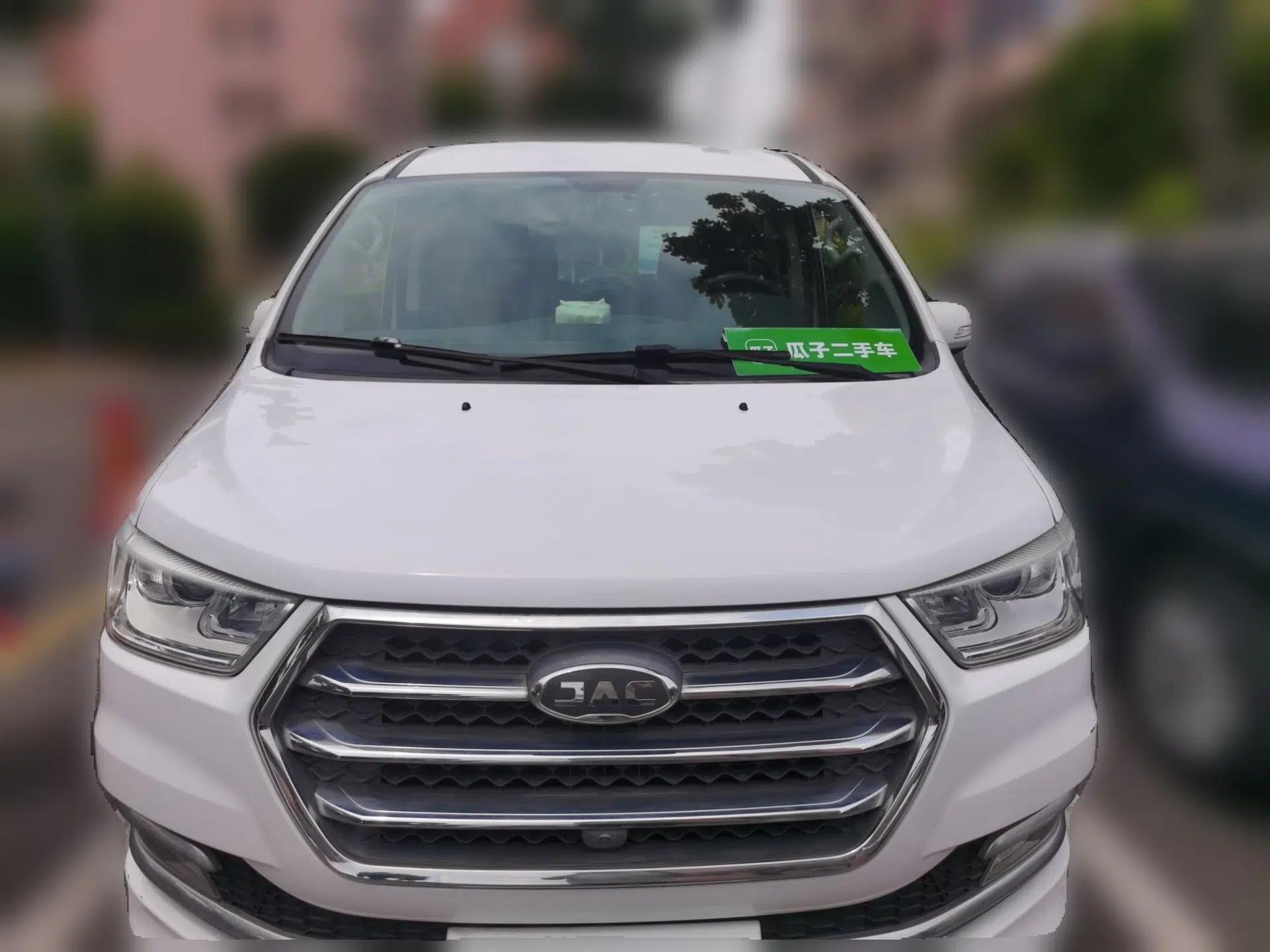 JAC Refine M4 2016 2.0L Manual Comfort Edition — миниатюра 2