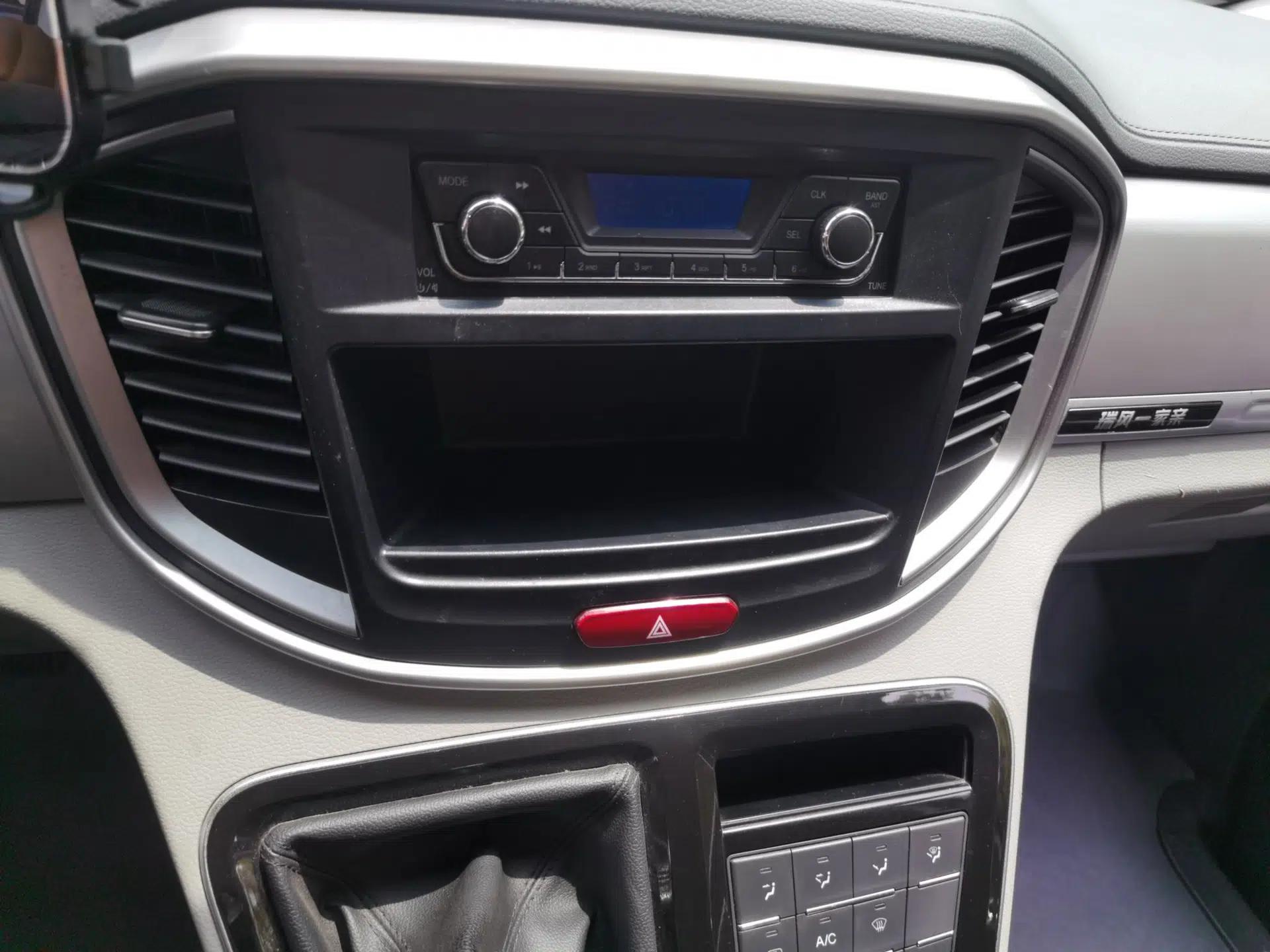 JAC Refine M4 2016 2.0L Manual Comfort Edition — миниатюра 14
