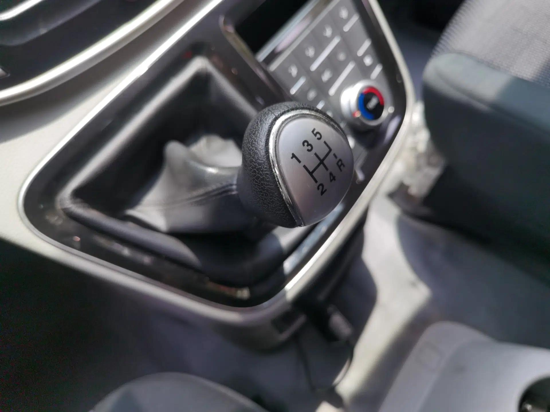 JAC Refine M4 2016 2.0L Manual Comfort Edition — миниатюра 15