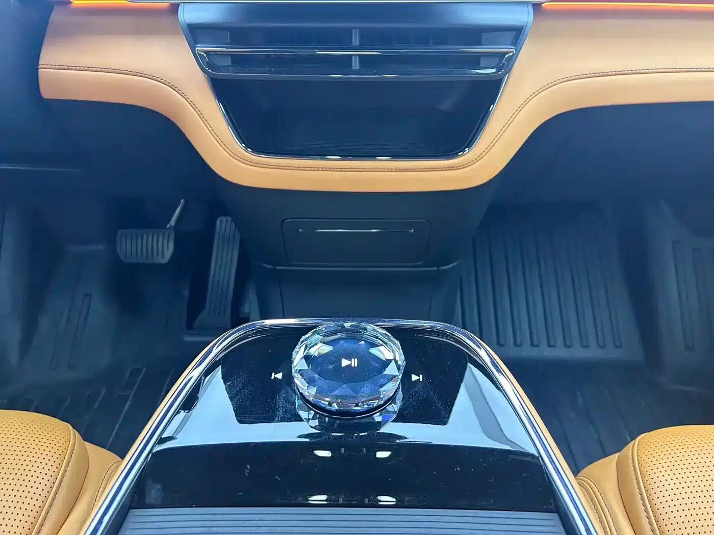 Yizhen L380 2025 Model 805km Flagship Edition 4WD — миниатюра 21
