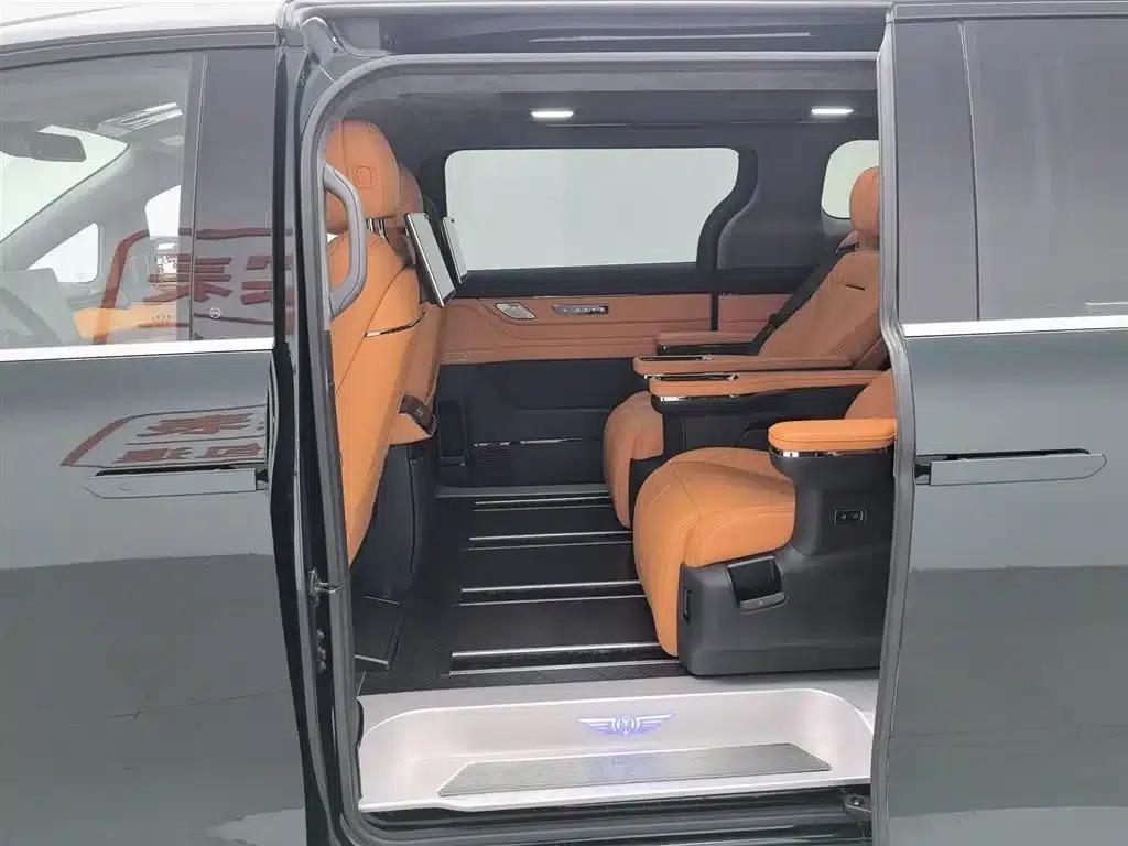 Yizhen L380 2025 Model 805km Flagship Edition 4WD — миниатюра 15