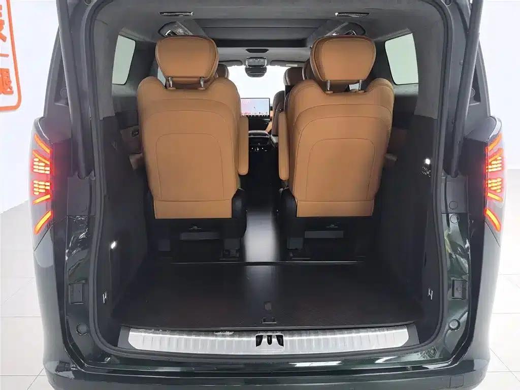 Yizhen L380 2025 Model 805km Flagship Edition 4WD — миниатюра 16