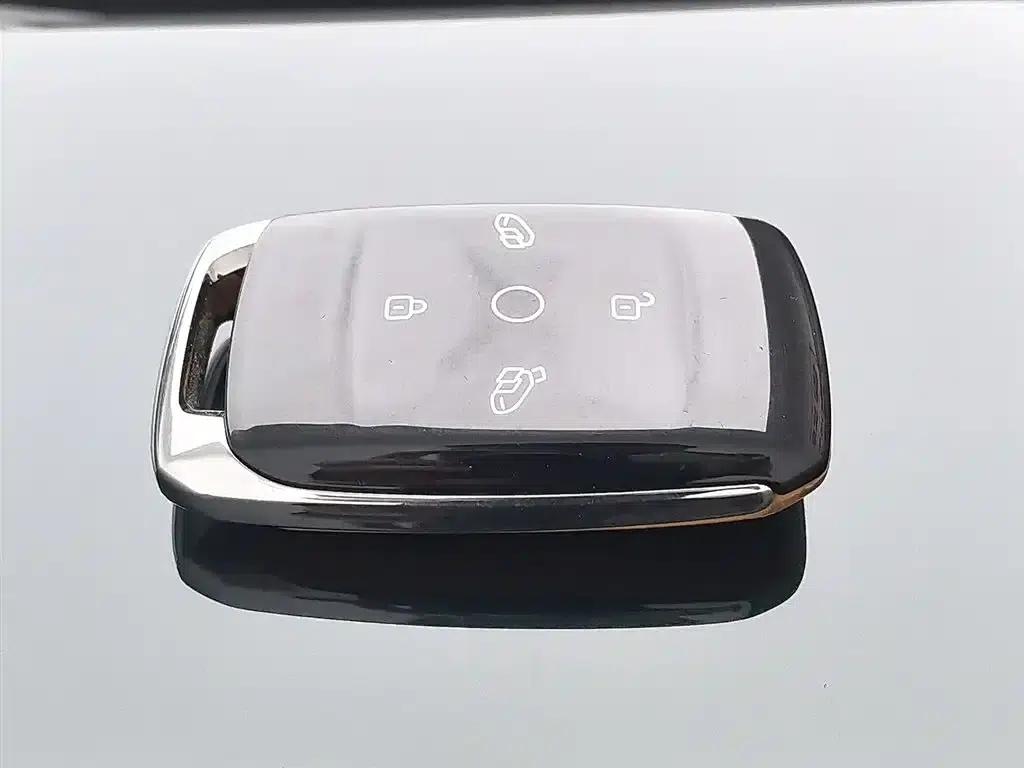 Yizhen L380 2025 Model 805km Flagship Edition 4WD — миниатюра 19