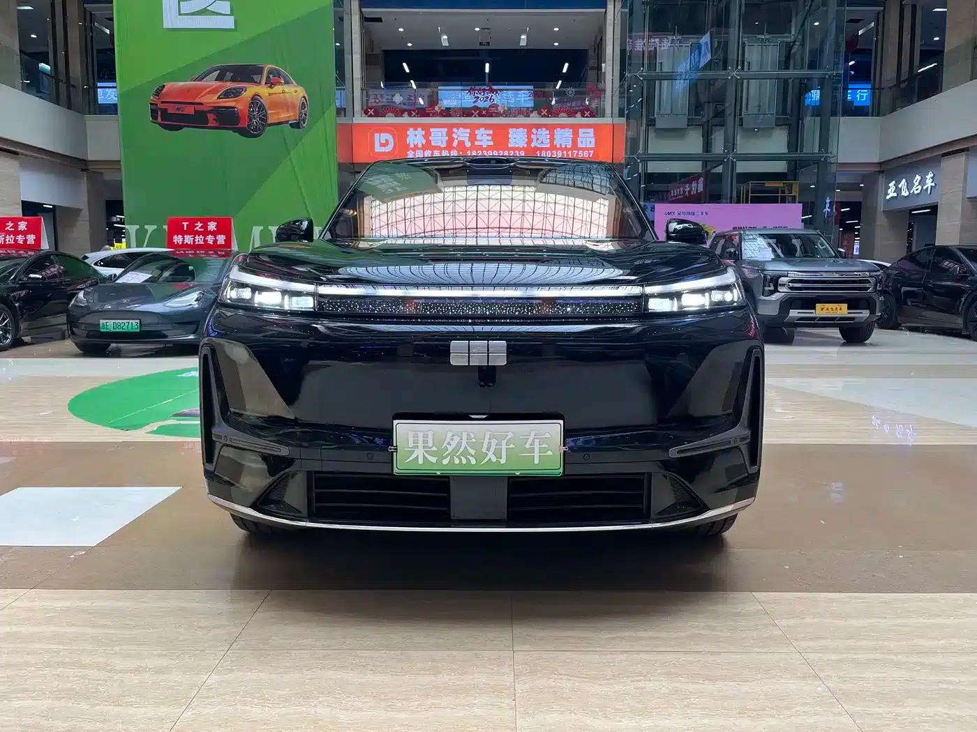 Galaxy M9 2025 210km/h AWD Navigator Edition — миниатюра 2