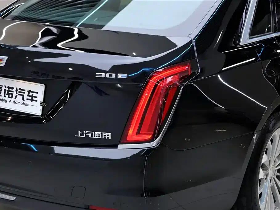 Cadillac CT6 Plug-in 2017 30E Elite — миниатюра 15