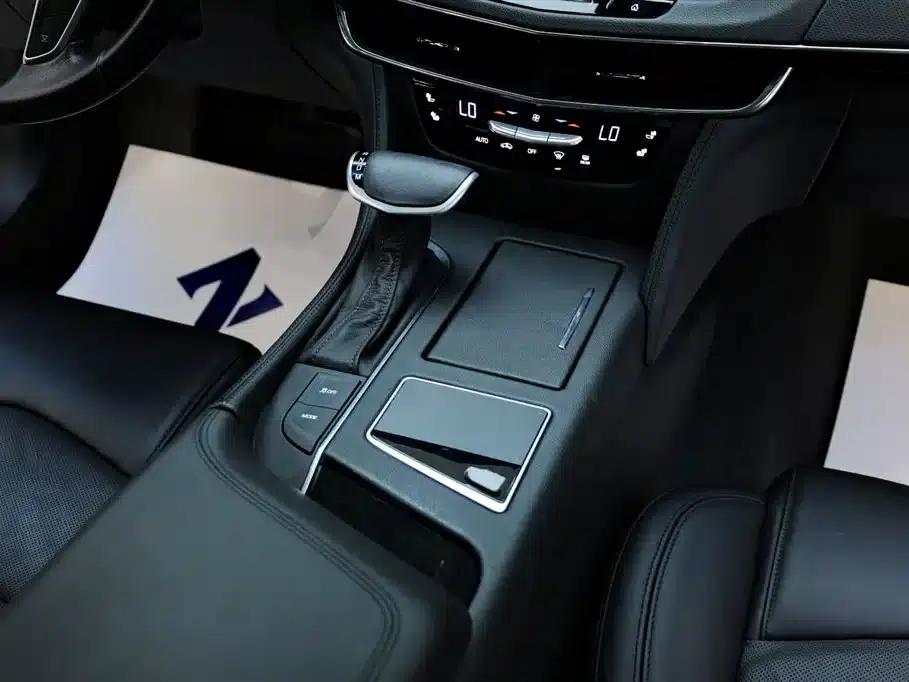 Cadillac CT6 Plug-in 2017 30E Elite — миниатюра 21