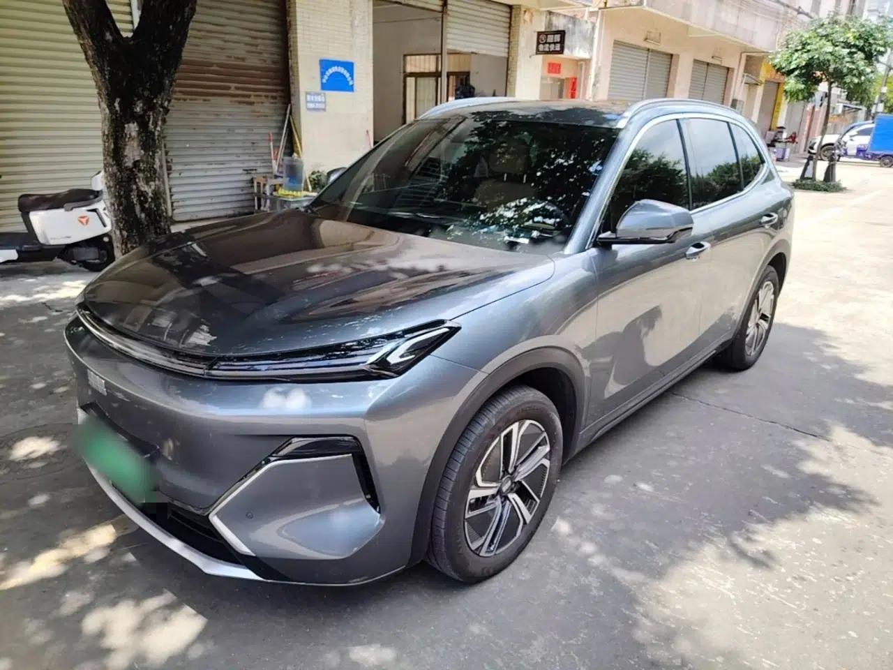 Geely Galaxy Xingjian 7 EM-i 2025 120km Exploration+ Version — миниатюра 1