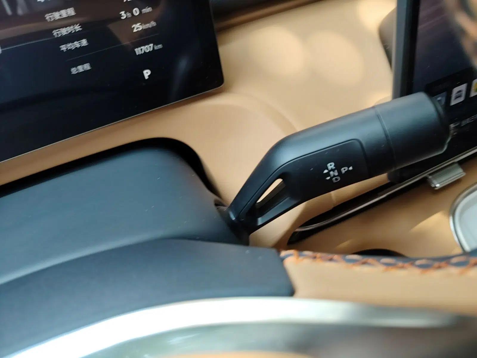 Geely Galaxy Xingjian 7 EM-i 2025 120km Exploration+ Version — миниатюра 16