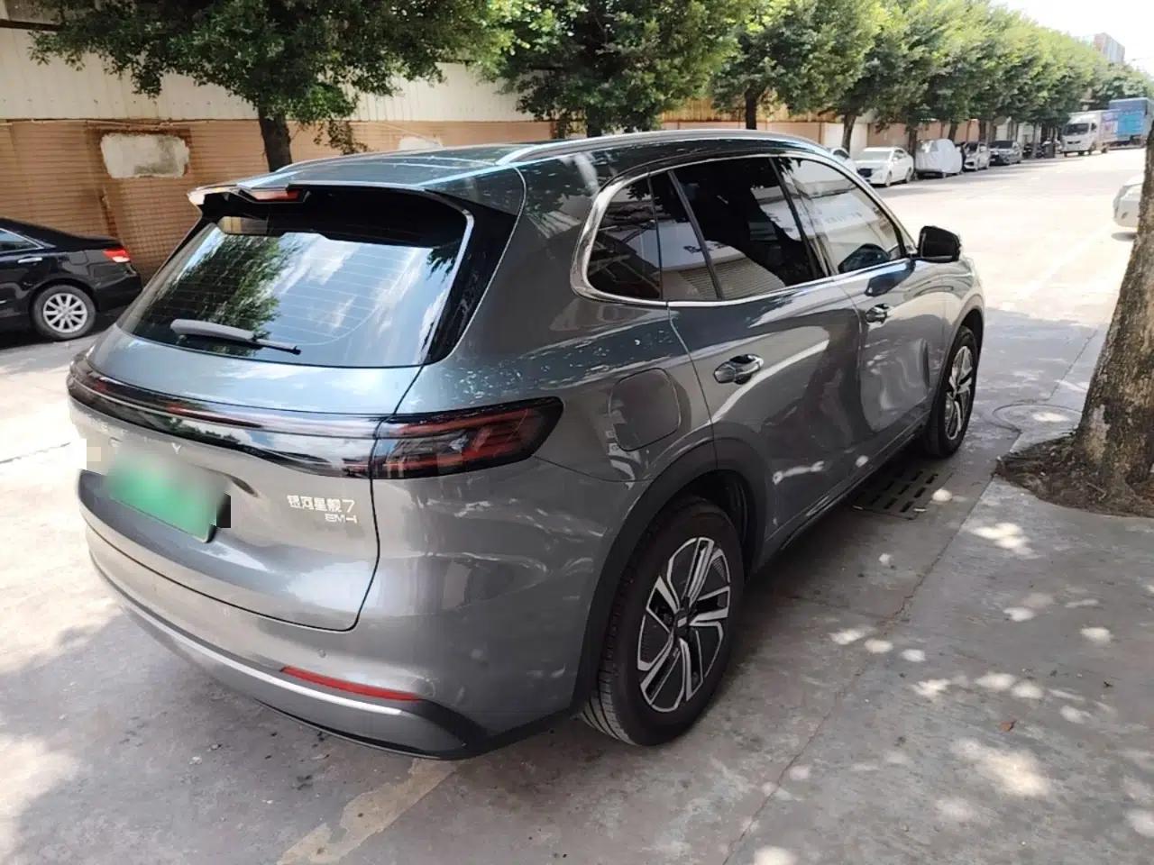 Geely Galaxy Xingjian 7 EM-i 2025 120km Exploration+ Version — миниатюра 4