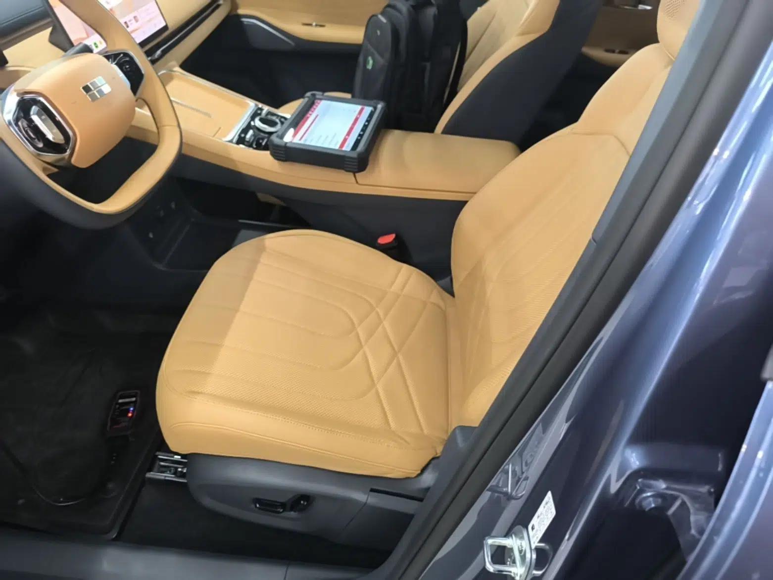 Geely Galaxy Xingjian 7 EM-i 2025 120km Navigator Edition — миниатюра 18