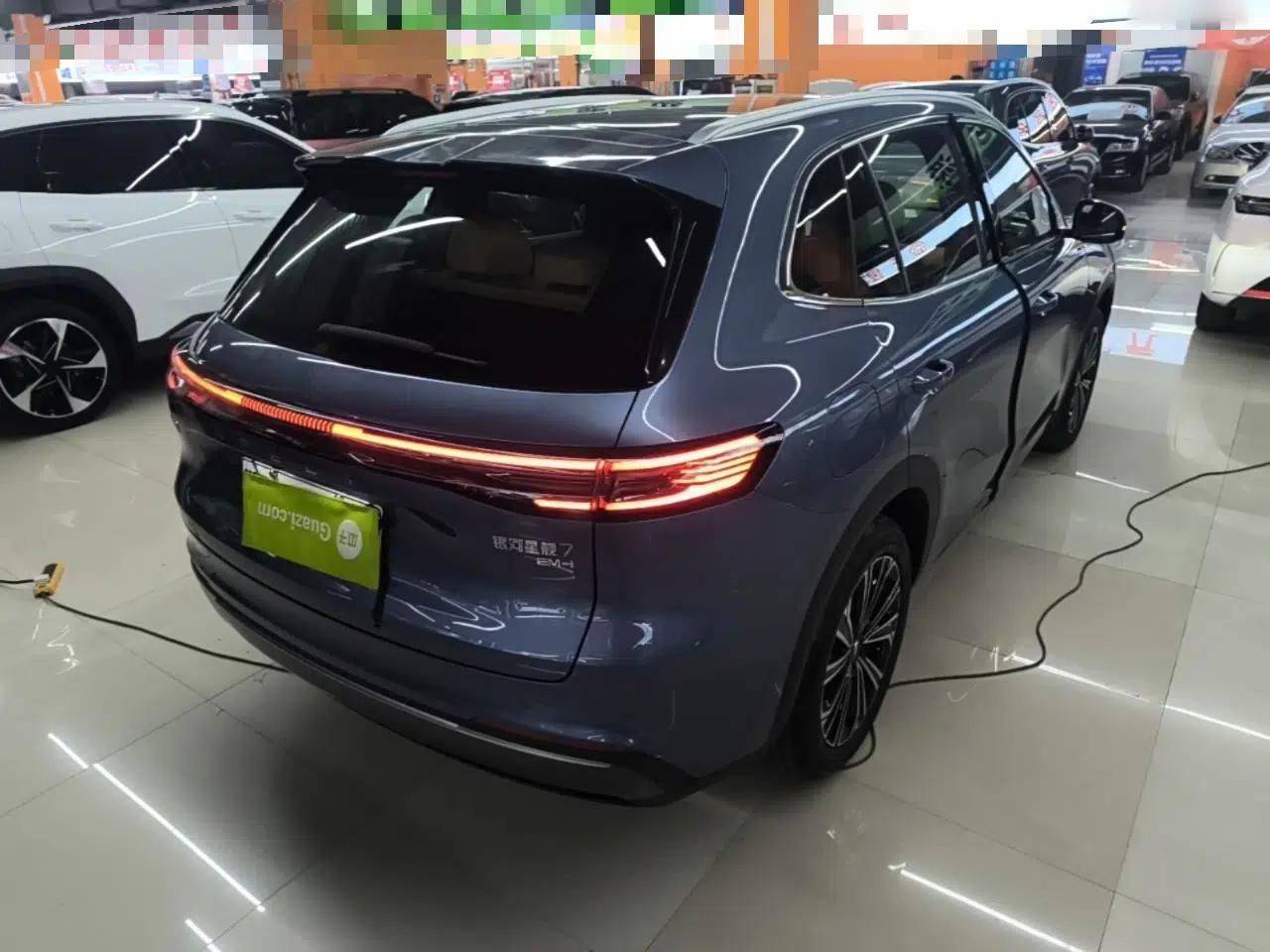 Geely Galaxy Xingjian 7 EM-i 2025 120km Navigator Edition — миниатюра 6