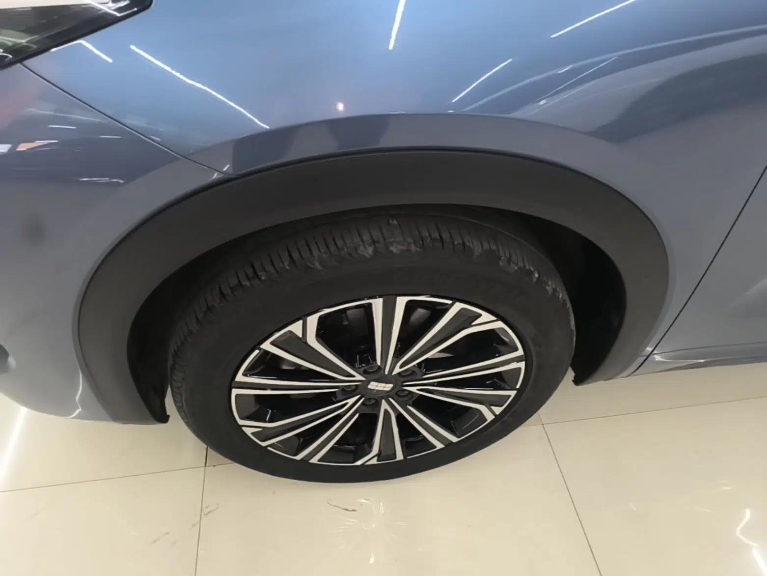 Geely Galaxy Xingjian 7 EM-i 2025 120km Navigator Edition — миниатюра 8