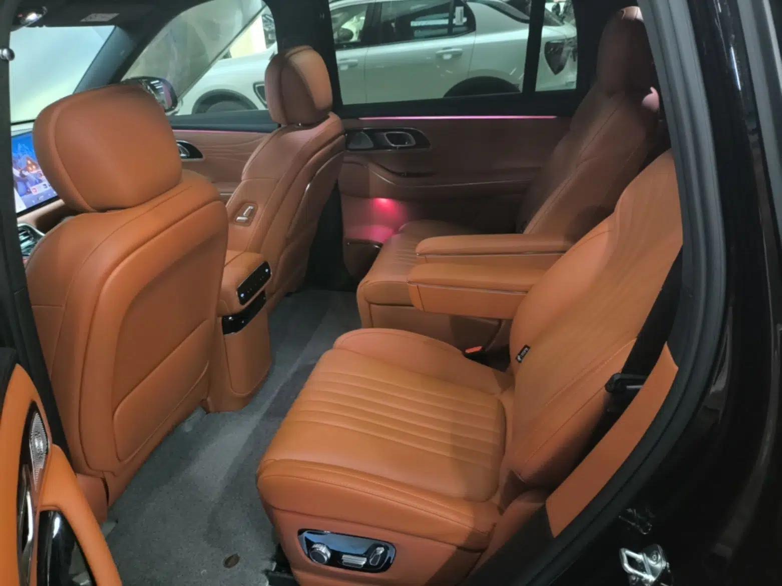 Geely Galaxy M9 2025 Model 210km Four-Wheel-Drive Leading Edition — миниатюра 20