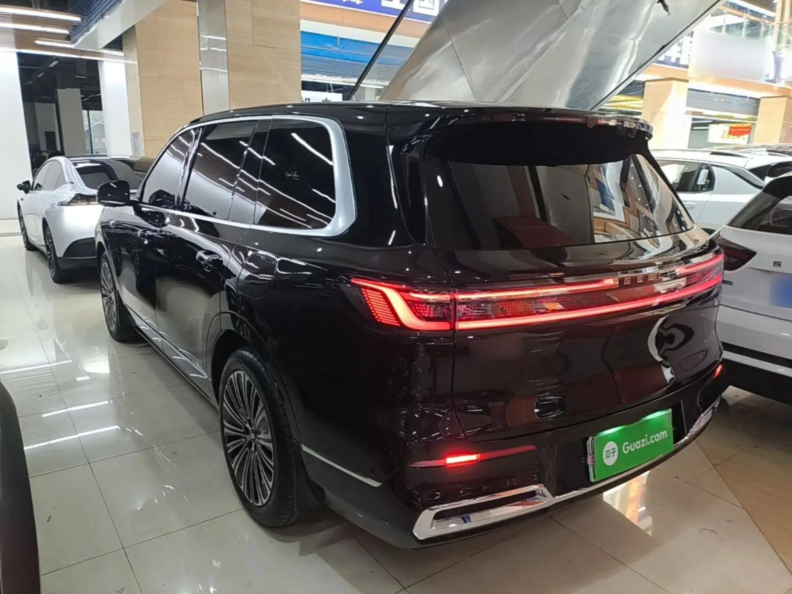 Geely Galaxy M9 2025 Model 210km Four-Wheel-Drive Leading Edition — миниатюра 4