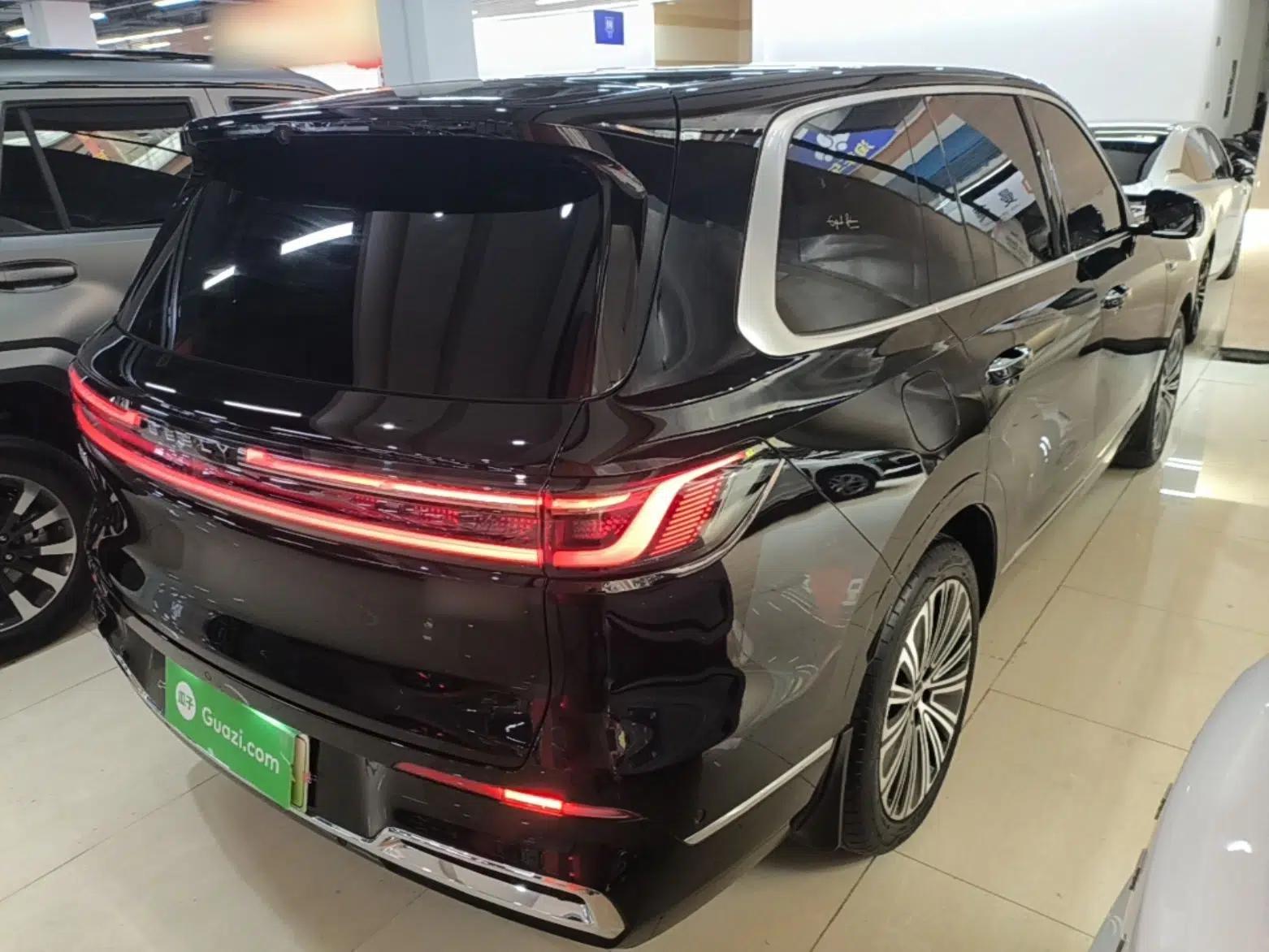 Geely Galaxy M9 2025 Model 210km Four-Wheel-Drive Leading Edition — миниатюра 6
