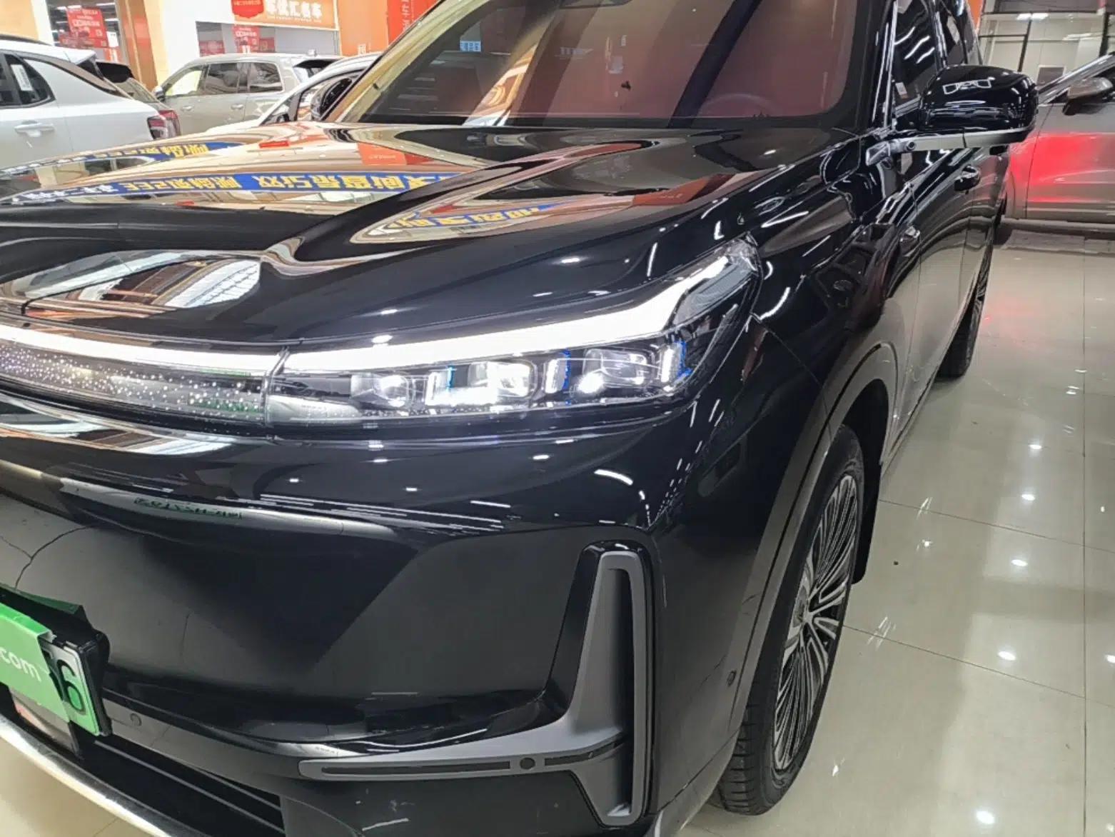 Geely Galaxy M9 2025 Model 210km Four-Wheel-Drive Leading Edition — миниатюра 9