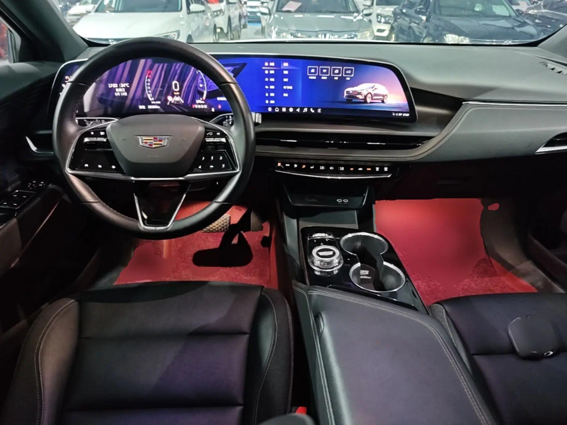 Cadillac GT4 2023 25T Fashion Edition — миниатюра 13