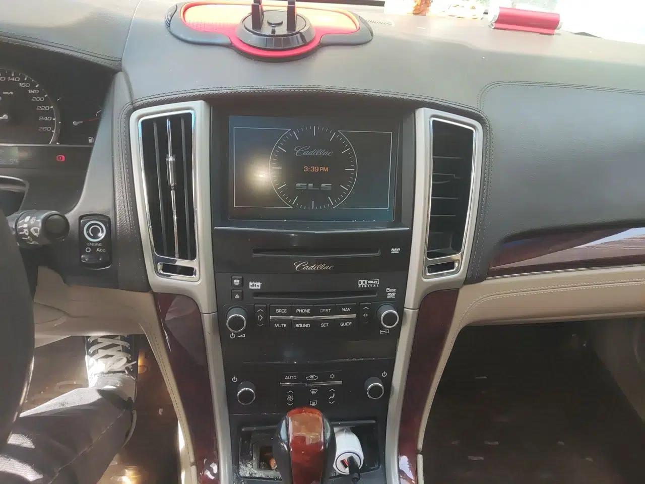 Cadillac SLS Seville 2011 2.0T Elite Edition — миниатюра 14