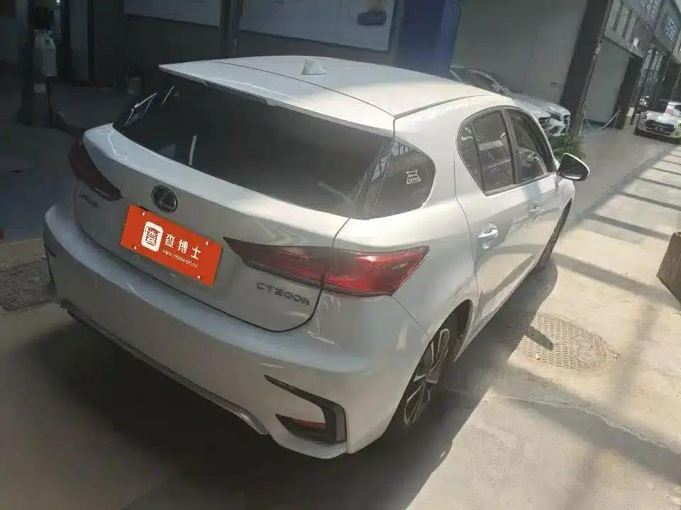 Lexus CT 2017 CT200h Elite Edition, Single Color, China V Emission Standard — миниатюра 2