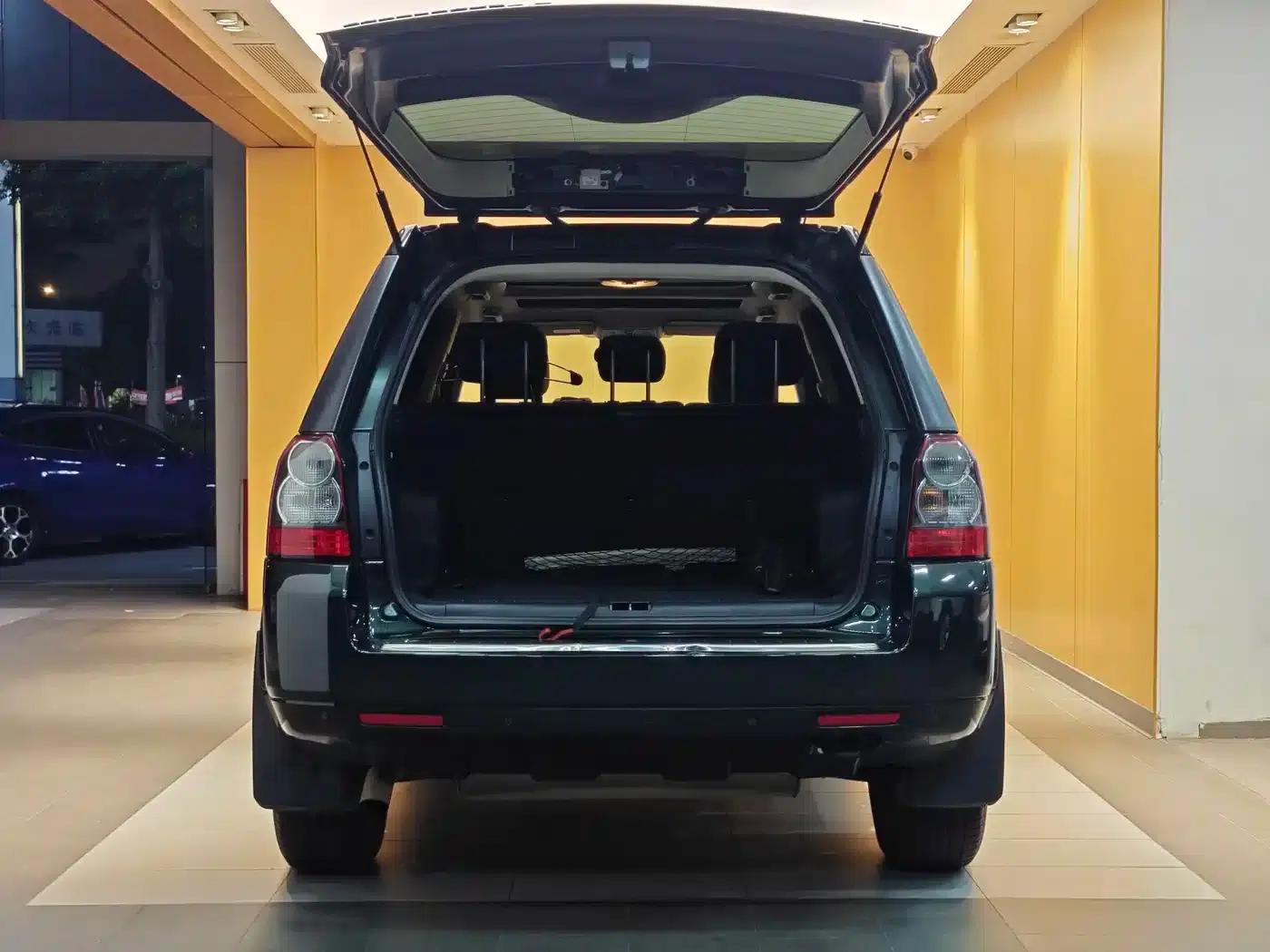 Freelander 2 2011 2.2T SD4 SE Diesel — миниатюра 26