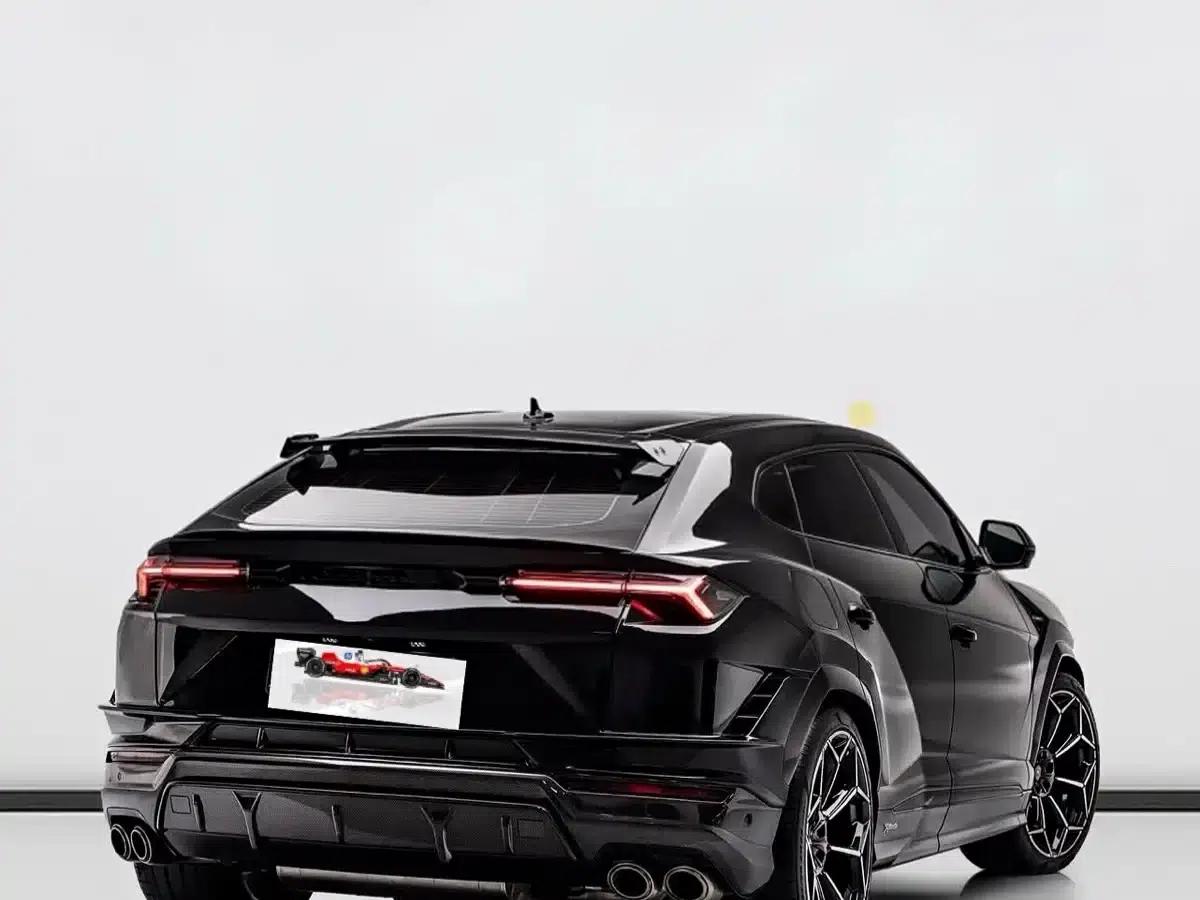 Urus 2022 4.0T V8 Performante — миниатюра 2