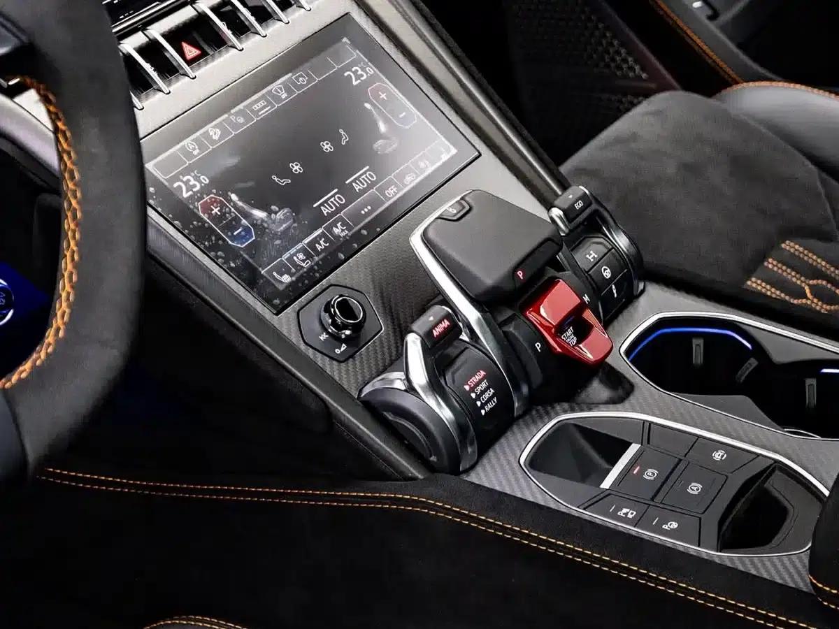 Urus 2022 4.0T V8 Performante — миниатюра 4
