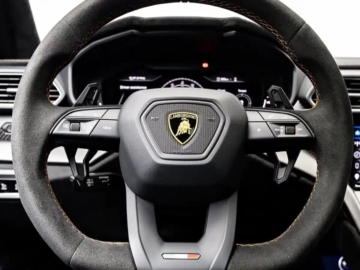 Urus 2022 4.0T V8 Performante — миниатюра 7