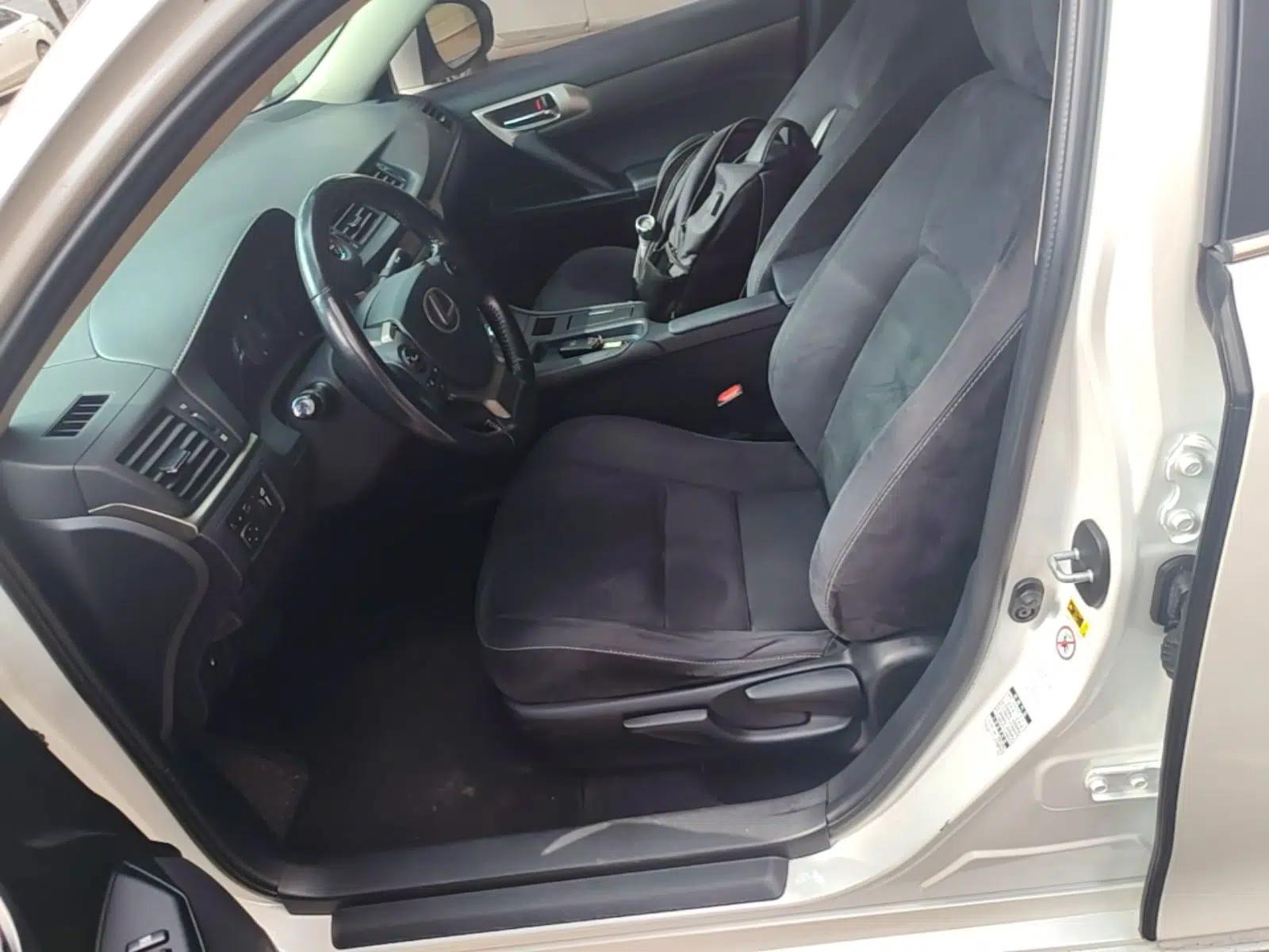 Lexus CT 2014 CT200h Elite Edition Monochrome — миниатюра 18